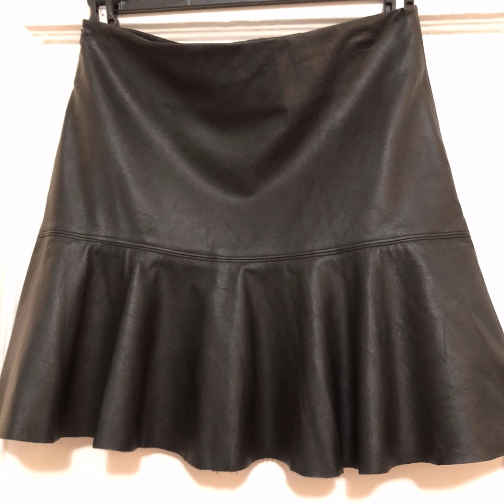 Stylish Vegan Leather Mini Skirt
